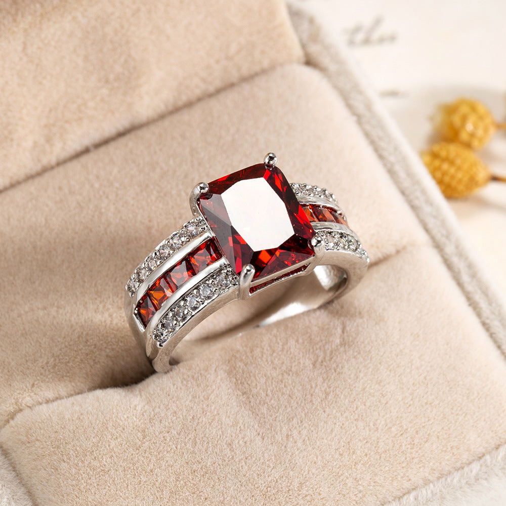 Anello Kassira Redmont Ruby - Tonalità Argento