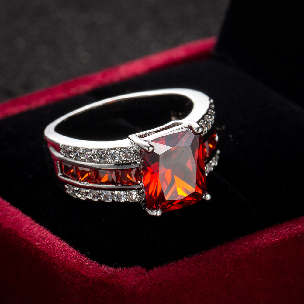 Anello Kassira Redmont Ruby - Tonalità Argento