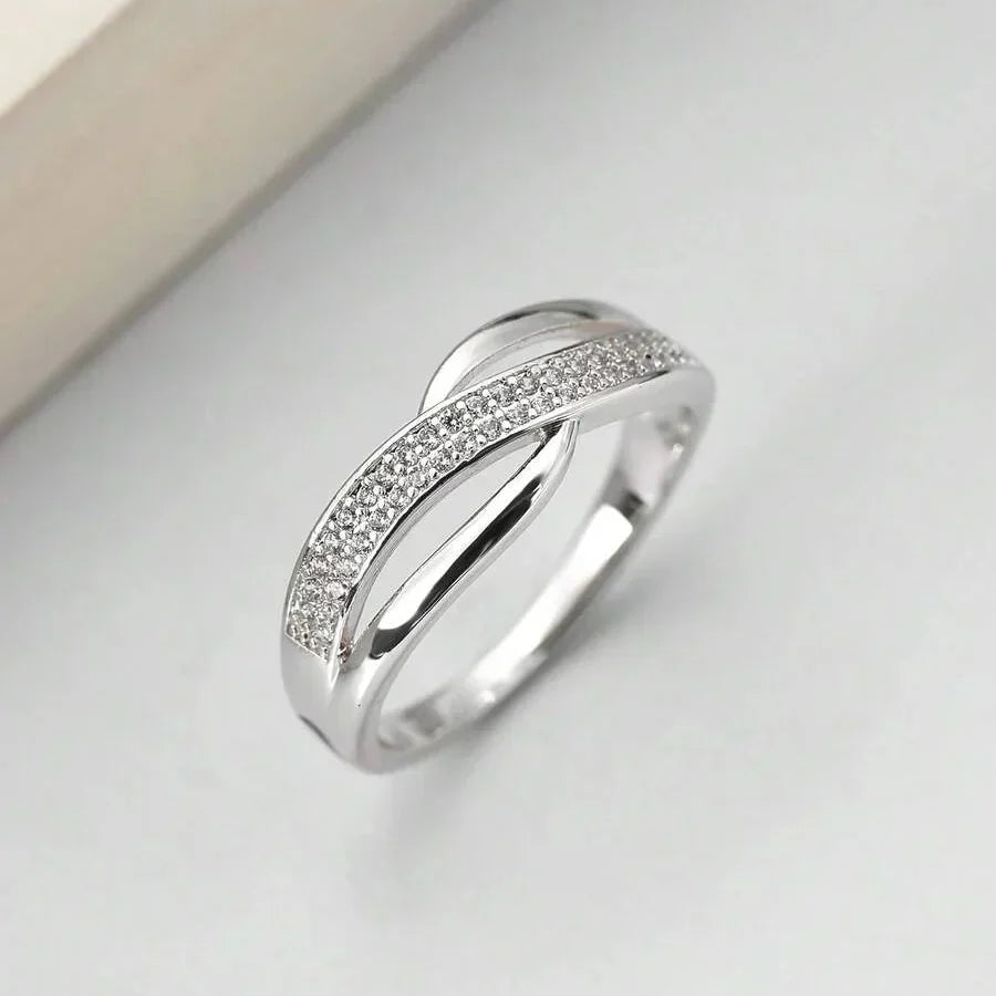 Anello Catherine in Oro e Argento con Cristalli di Zirconia