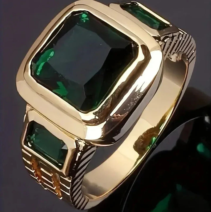 Anello Emeric Valestone in Oro con Pietra Verde Smeraldo