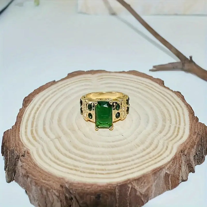 Anello in smeraldo Averine Virdara | Tonalità oro