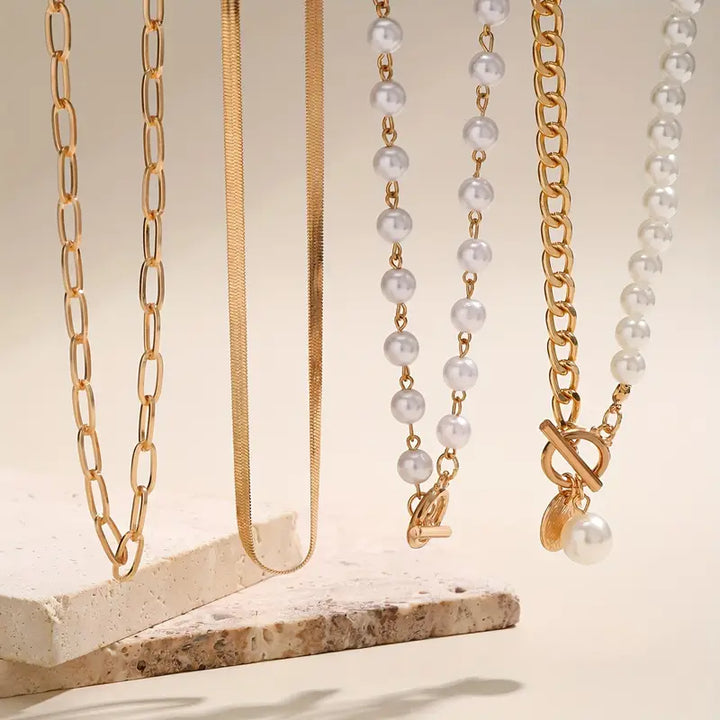 Set di Collana Vintage con Catena a Serpente in Tonalità Oro