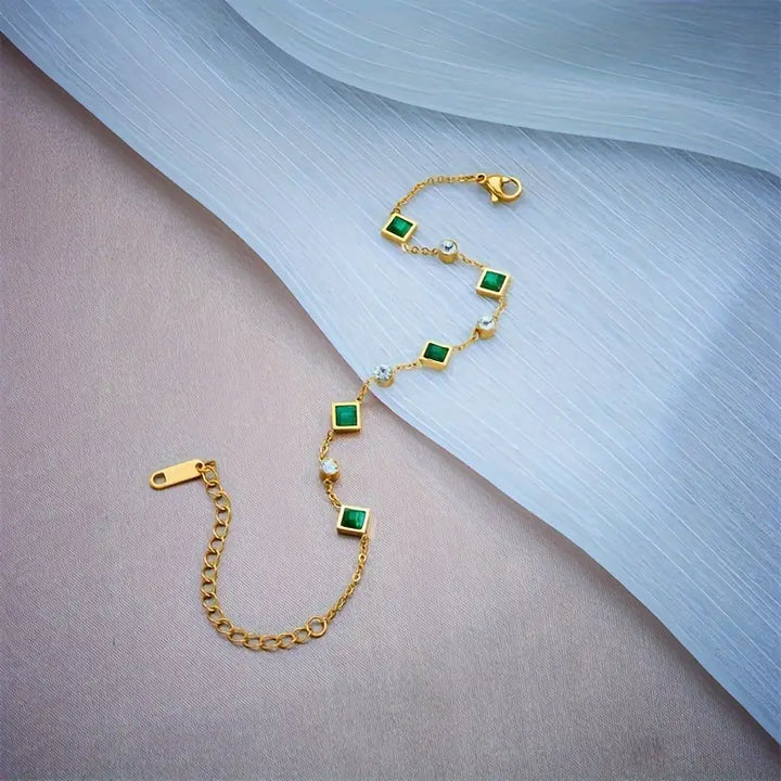 Bracciale Amelisse Glenwyn in smeraldo | Tonalità oro