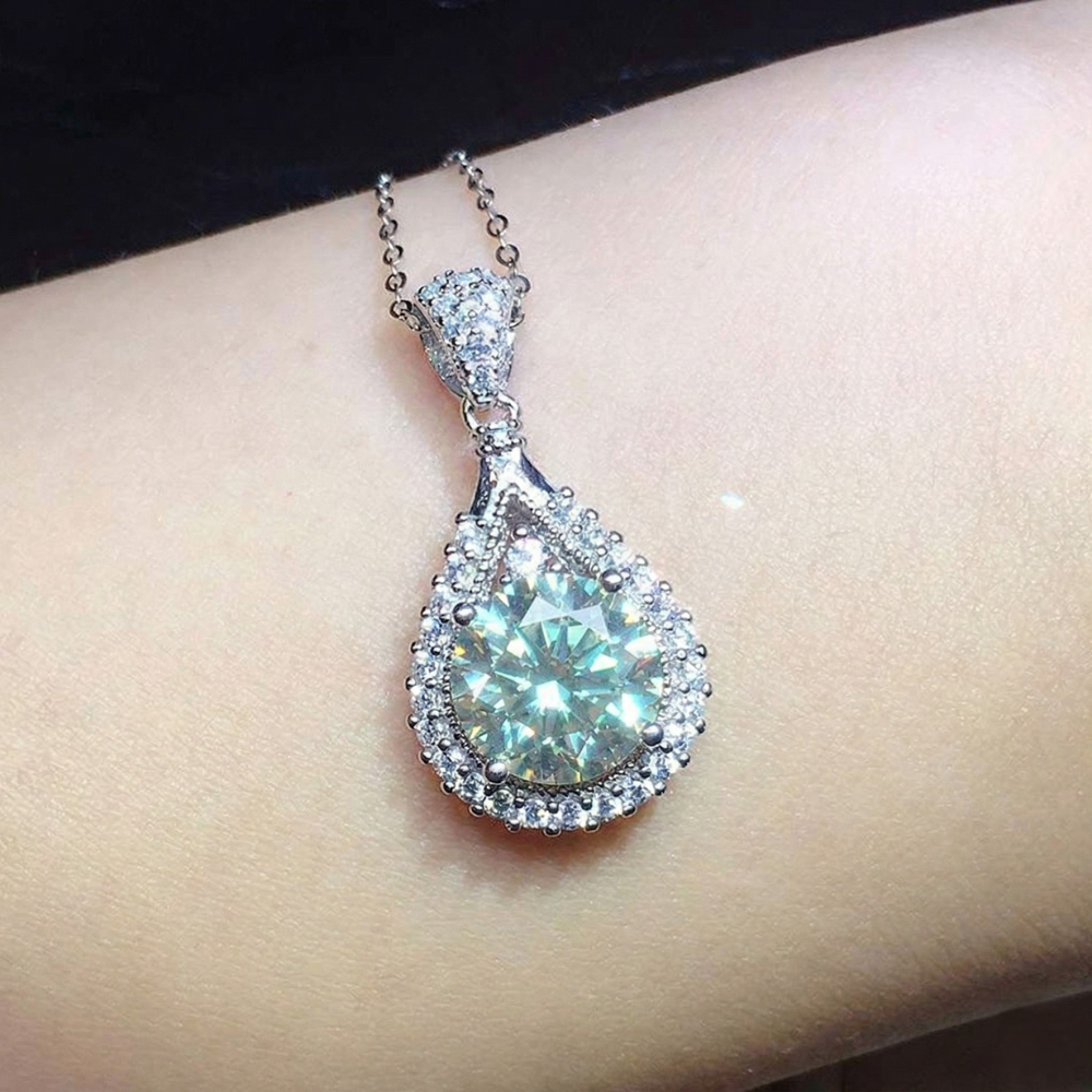 Collana di Smeraldo Alindra Voselle | Tonalità Argento