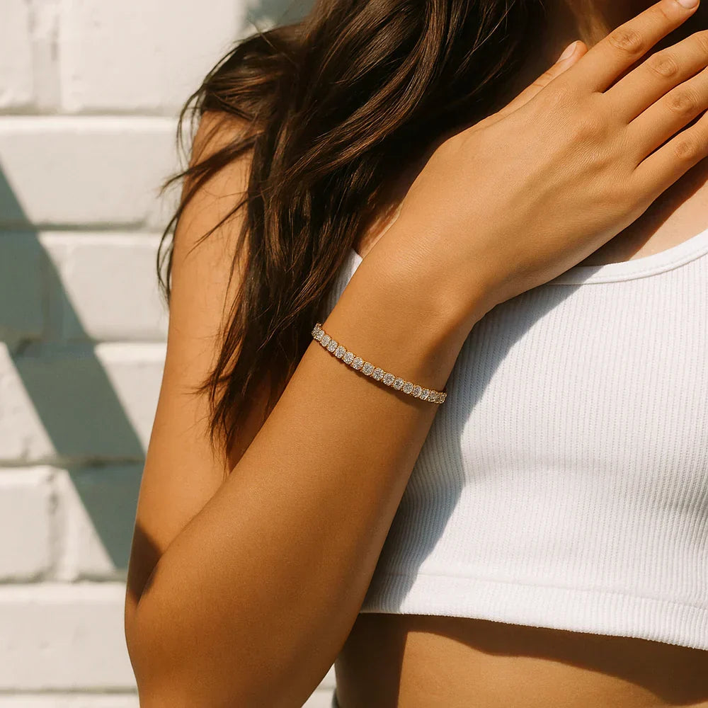 Bracciale tennis dorato con moissanite