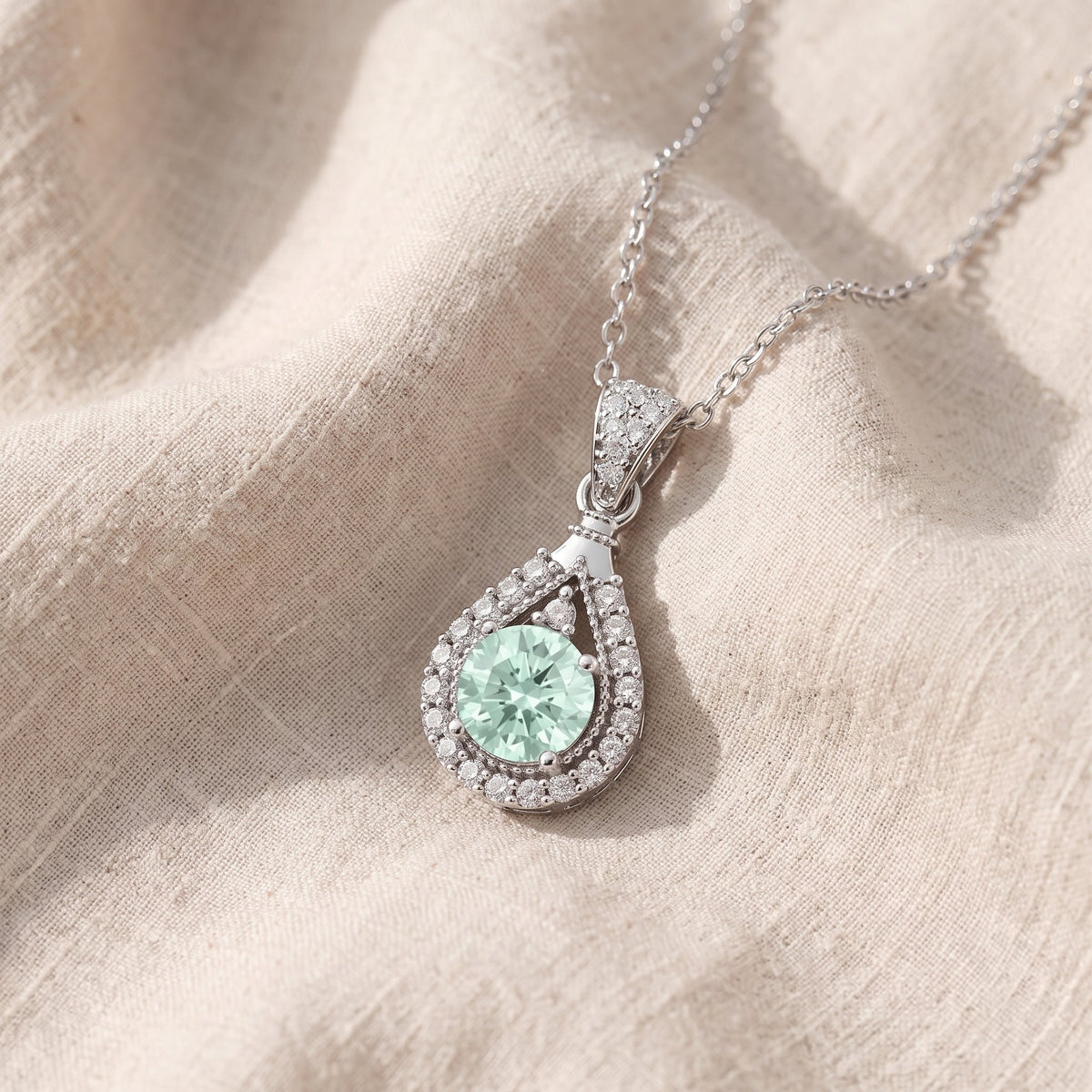 Collana Alina argentata verde smeraldo