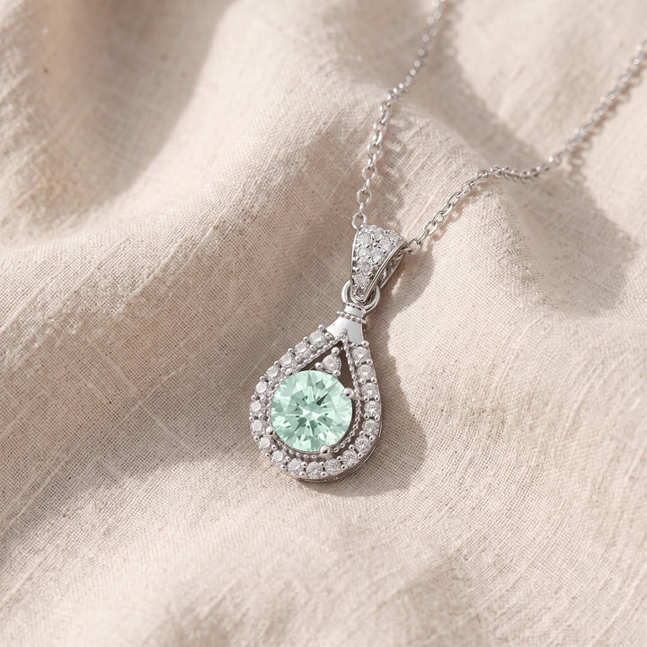Collana di Smeraldo Alindra Voselle | Tonalità Argento