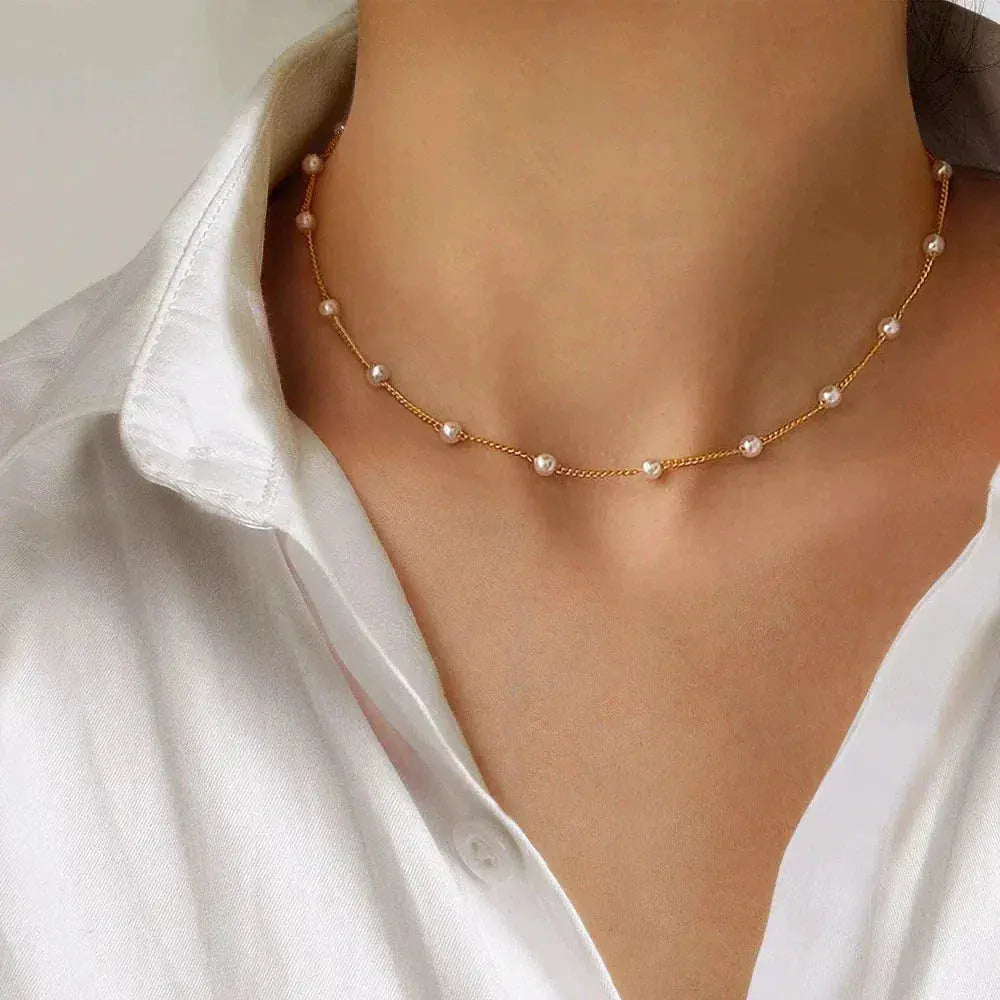 Collana di Perle in Tonalità Oro