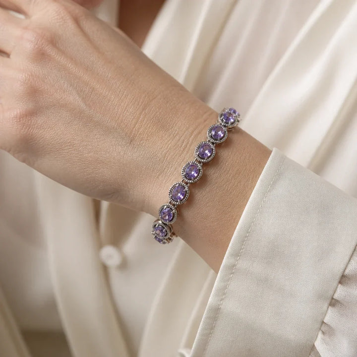 Bracciale con anelli e zirconi cubici