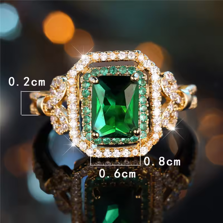 Anello reale con smeraldo verde