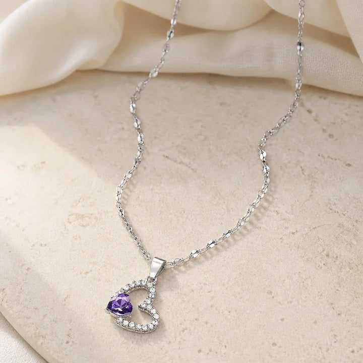 Collana con pendente a forma di cuore in zircone