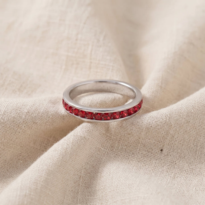 Anello Eternity in Rubino - Colore Argento
