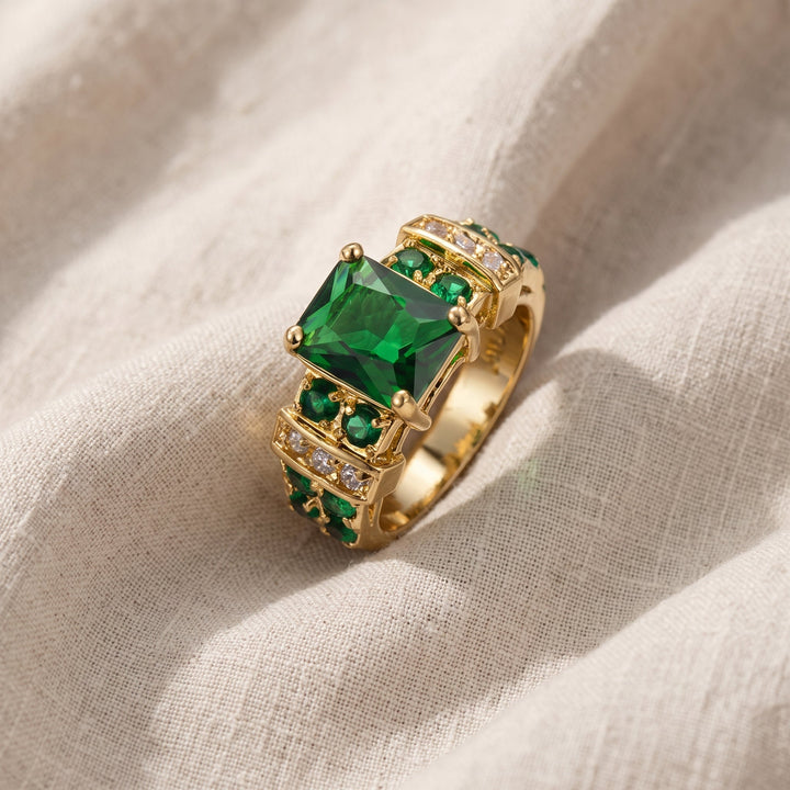 Anello in smeraldo Averine Virdara | Tonalità oro