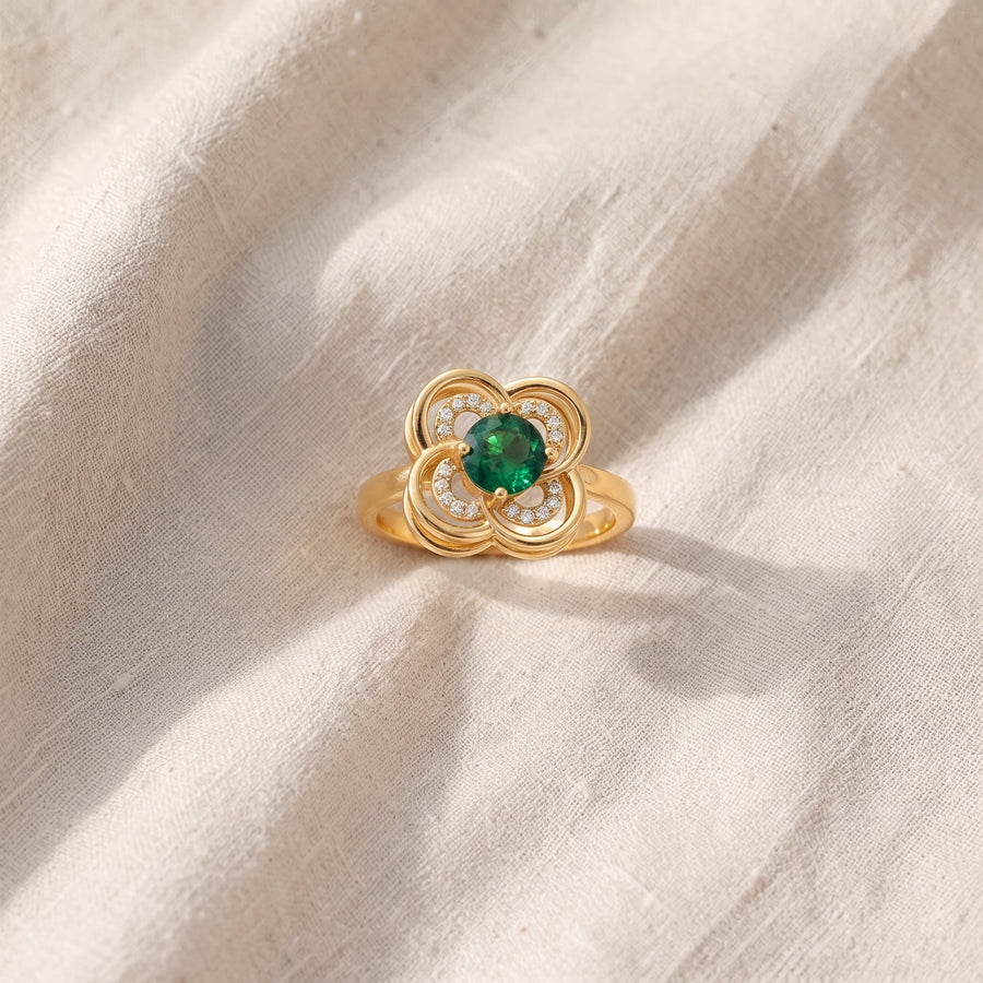 Anello rotante trifoglio con contorno brillante