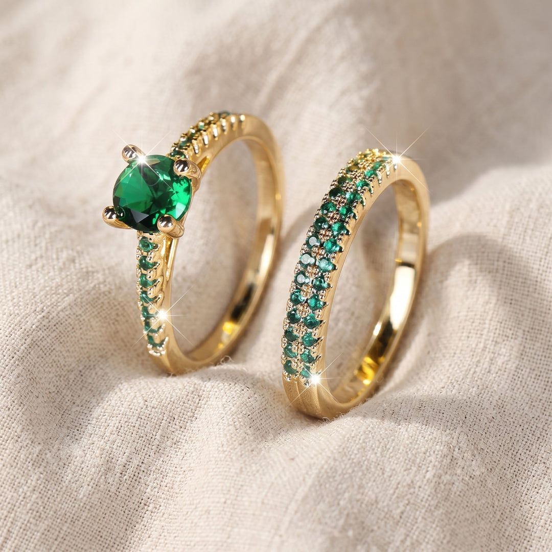 Set di Anelli Serena Duo con Pietra Verde Smeraldo | Tonalità Oro
