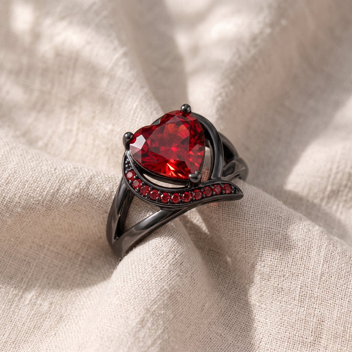Anello Calindra Rosethorne Rubino - Tonalità Nera