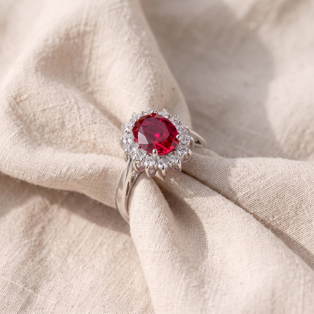 Anello Halo Classico Rubino - Tonalità Argento