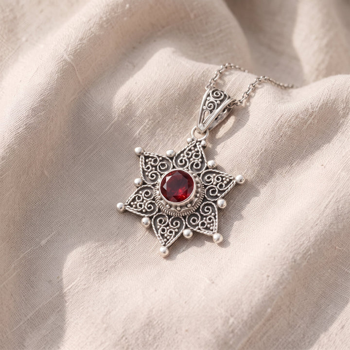 Collana Jessindra Carmalyth in Rubino - Tonalità Argento