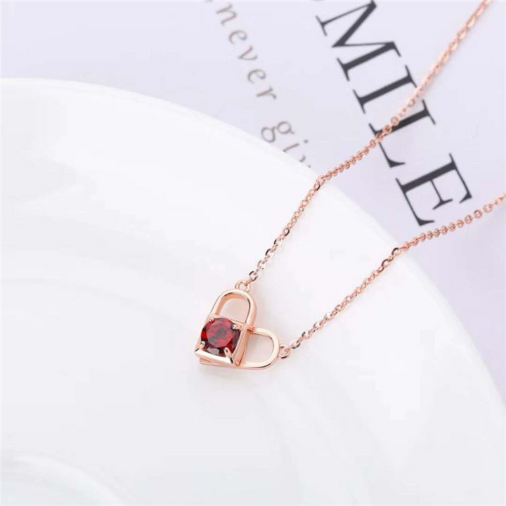 Collana con ciondolo in granato rosso naturale