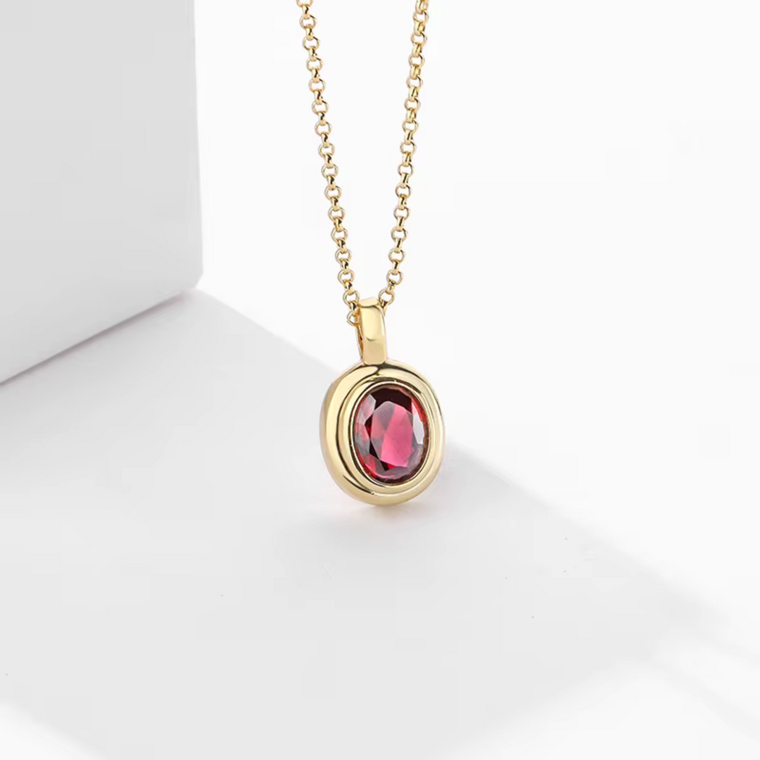 Collana con pendente in zirconia cubica rossa