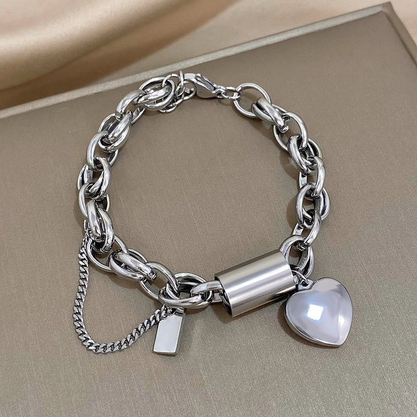 Bracciale massiccio con cuore | Oro