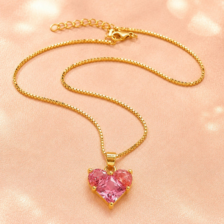 Collana a Cuore Rosa Radiante