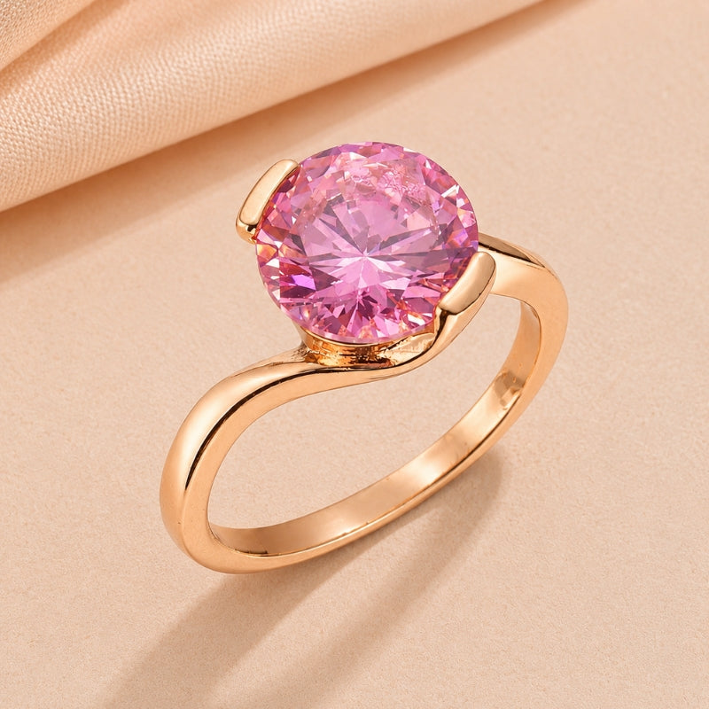 Anello con cristallo rosa sfaccettato