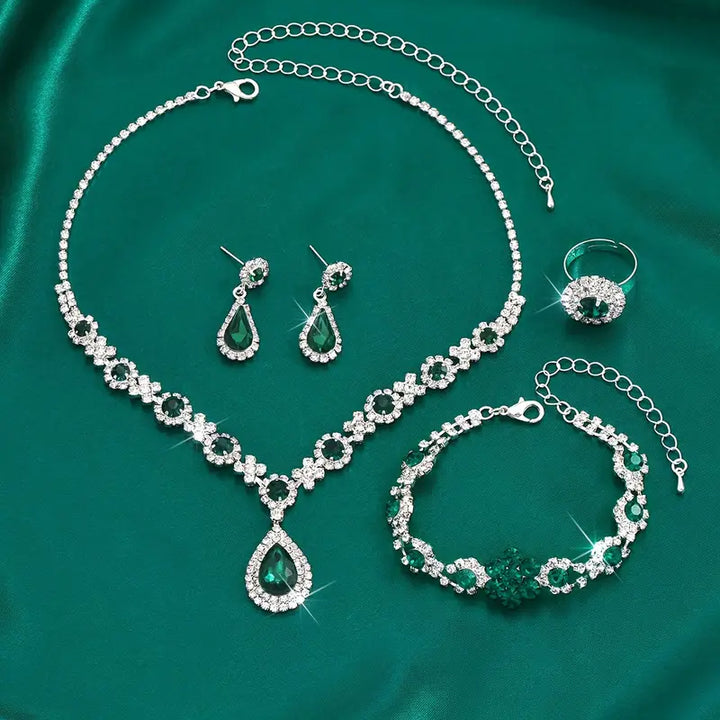 Set di Gioielli Adriana Lysandre in Smeraldo | Tonalità Argento