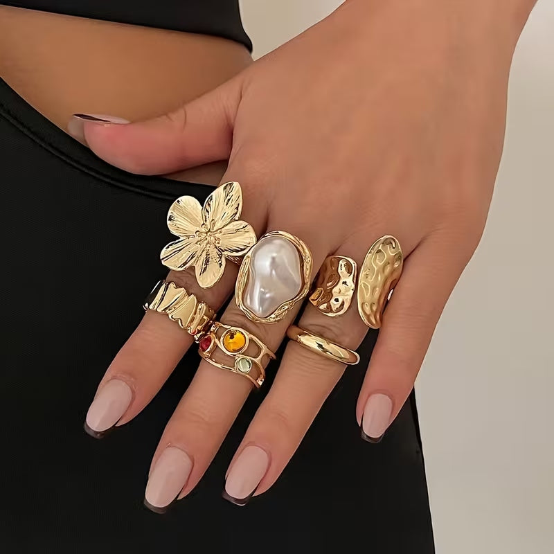 Set di 6 Anelli in Tonalità Oro con Perle Barocche