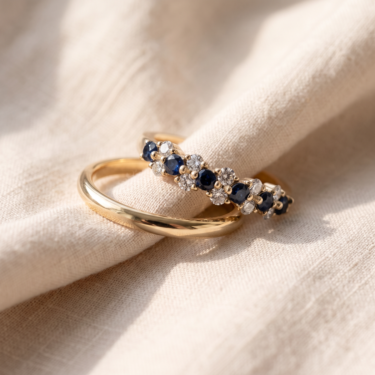 Anello vintage con zircone centrale
