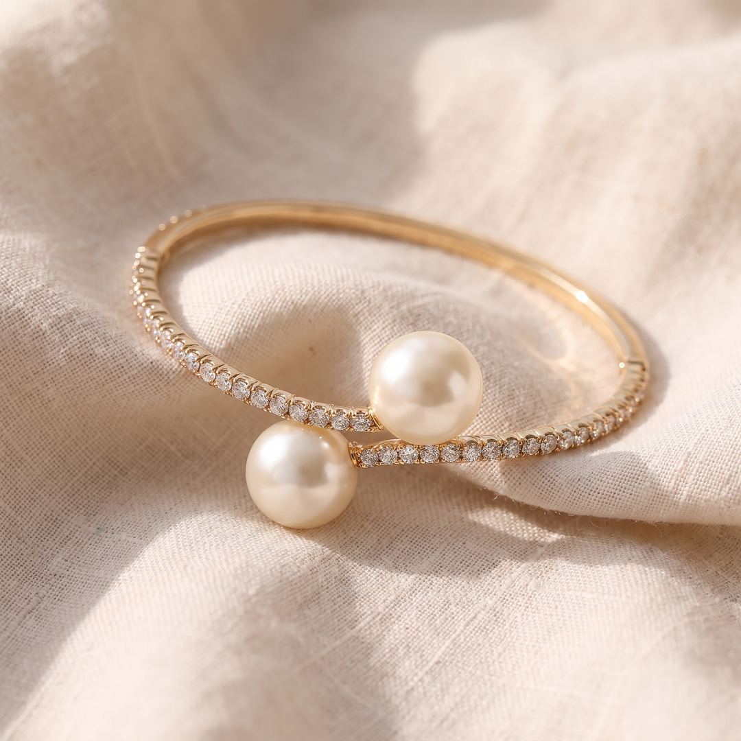 Bracciale Elegante in Perle con Pietre Brillanti