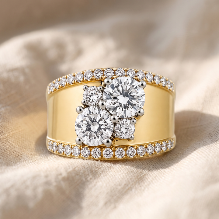 Anello Vintage in Oro con Cristalli di Zirconia
