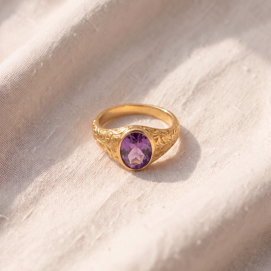 Anello vintage in oro con cristallo di ametista