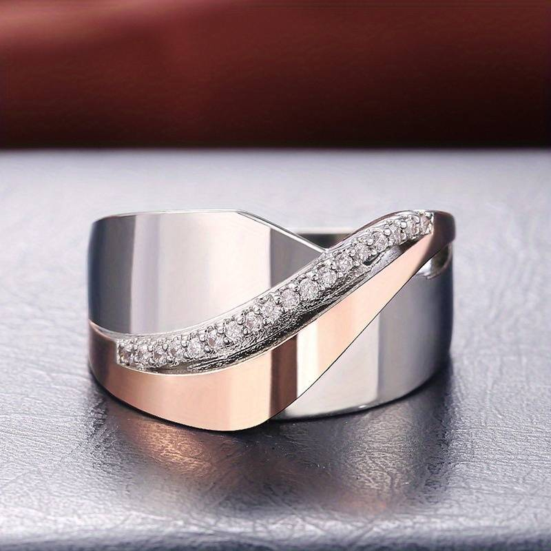 Anello Vintage in Oro Rosa e Argento con Cristalli di Zirconia