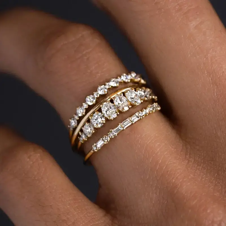 Set di Anelli Vintage Elegante con Cristalli di Zirconia