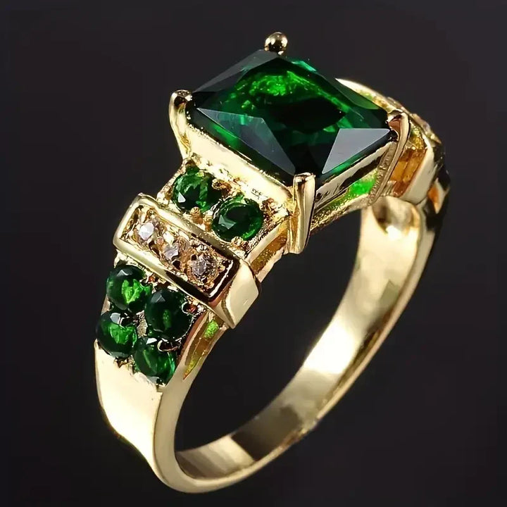 Anello Squisito con Pietra Verde Smeraldo | Colore Oro