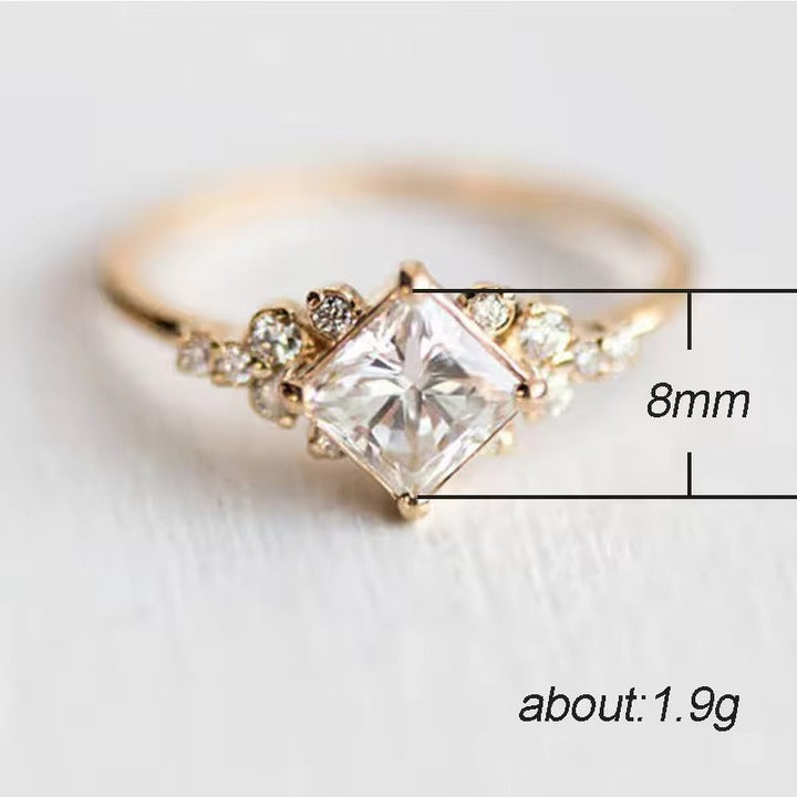 Anello accattivante corona di cristallo