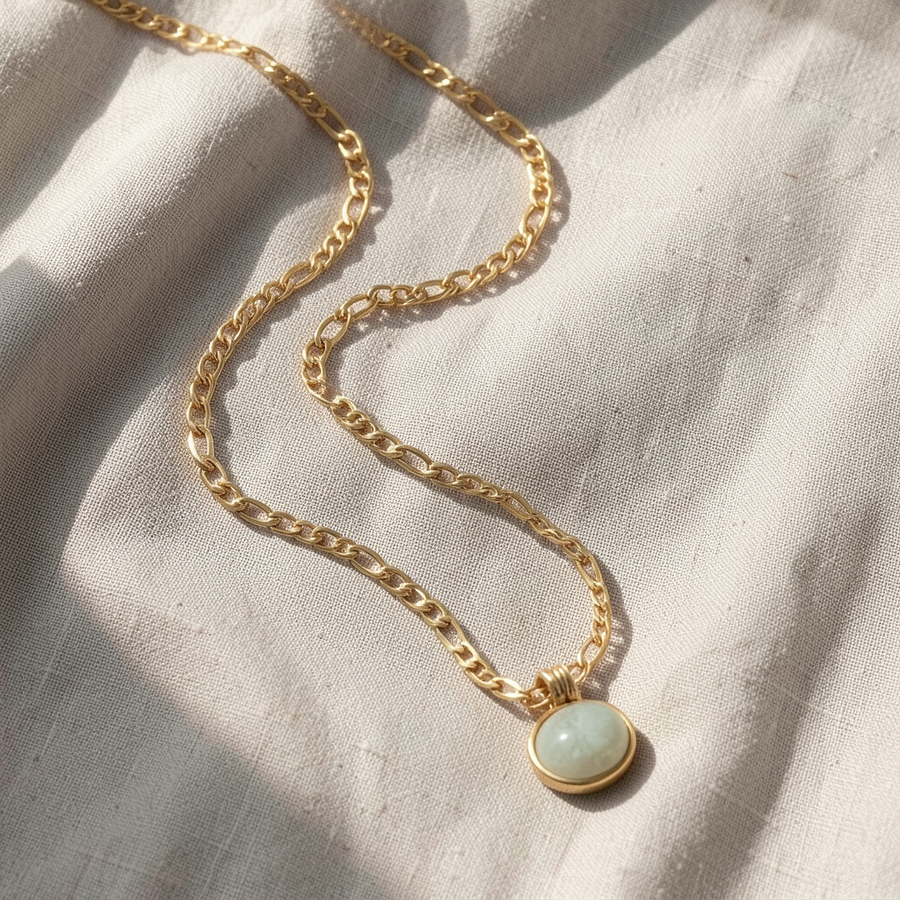 Collana con pendente di giada
