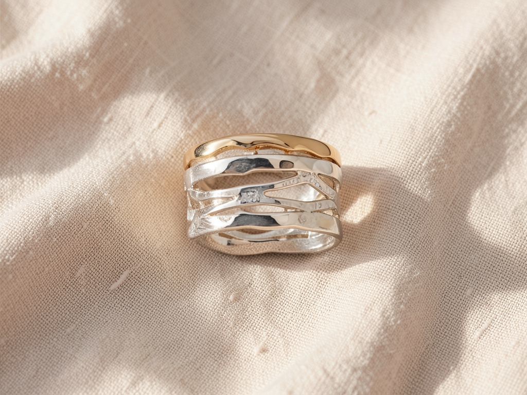 Anello bicolore leggero
