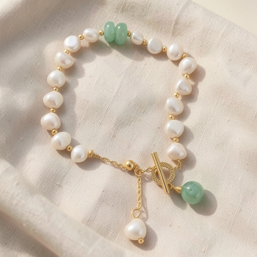 Bracciale con perle d'acqua dolce e giada