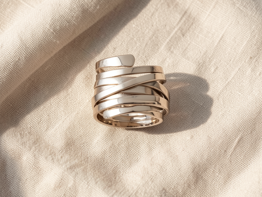 Anello argentato a più fasce